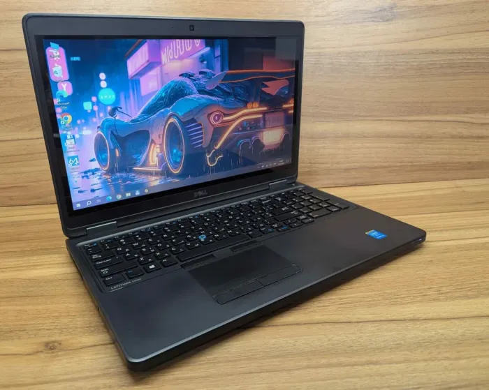 Ноутбук Dell Latitude E5550 / 15.6" (1366x768) TN Touch / Intel Core i5-5300U (2 (4) ядра по 2.3 - 2.9 GHz) / 8 GB DDR3 / 240 GB SSD / Intel HD Graphics 5500 / WebCam / Windows 10 б/в - зображення 4