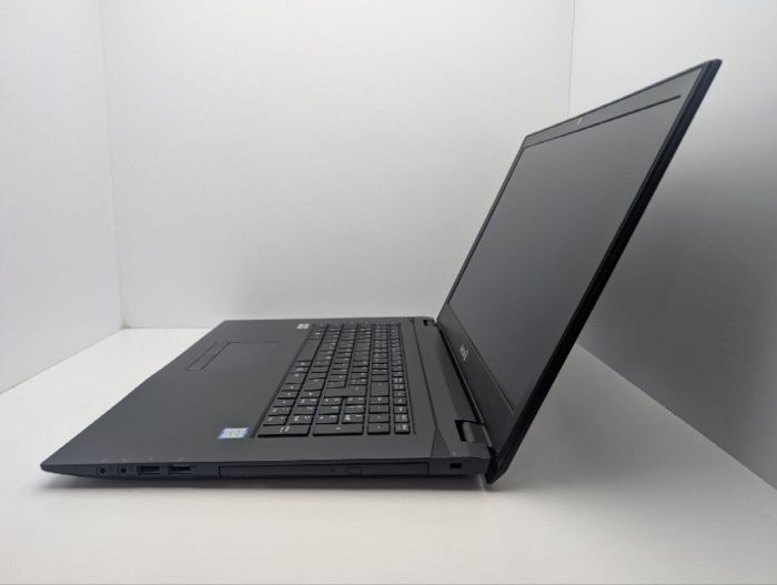 Ноутбук Terra Mobile 1715 / 17.3" (1600x900) TN / Intel Core i5-8250U (4 (8) ядра по 1.6 - 3.4 GHz) / 8 GB DDR4 / 240 GB SSD / Intel UHD Graphics 620 / WevCam / DVD-ROM б/в - зображення 5