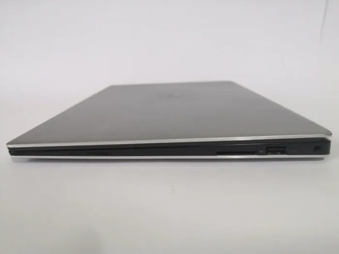 Ультрабук Б-клас Dell XPS 13 9343 / 13.3" IPS / Intel Core i5-5200U (2(4) ядра по 2.2-2.7GHz) / 8GB DDR3 / 256GB SSD / HD Graphics 5500 / WebCam / Mini DisplayPort б/в - зображення 7