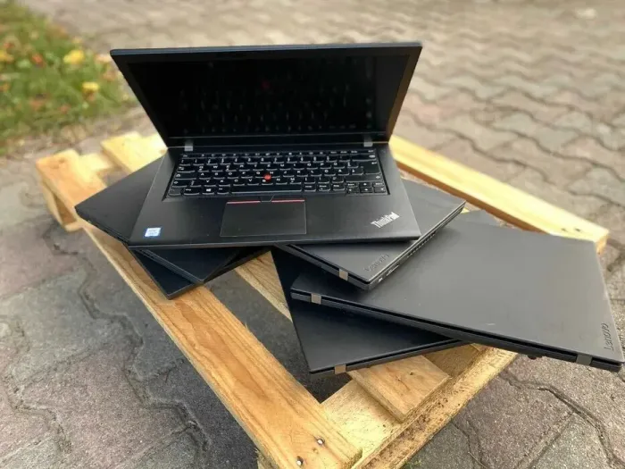Ультрабук Lenovo ThinkPad T480 / 14" (1920x1080) IPS / Intel Core i5-8350U (4 (8) ядра по 1.7 - 3.6 GHz) / 8 GB DDR4 / 256 GB SSD M.2 / Intel UHD Graphics 620 / WebCam / Win 10 Lic б/в - зображення 3
