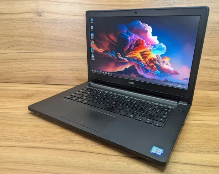 Ноутбук Dell Latitude 3470 / 14" (1366x768) TN / Intel Core i3-6100U (2 (4) ядра по 2.3 GHz) / 8 GB DDR3 / 240 GB SSD / Intel HD Graphics 520 / WebCam / VGA / Windows 10 б/в - зображення 5