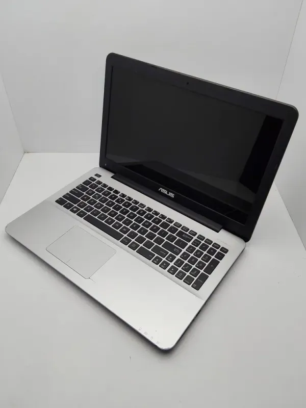 Ноутбук Asus X555 / 15.6" (1366x768) TN / Intel Core i5-5200U (2 (4) ядра по 2.2 - 2.7 GHz) / 8 GB DDR3 / 120 GB SSD / Intel HD Graphics 5500 / WebCam б/в - зображення 3