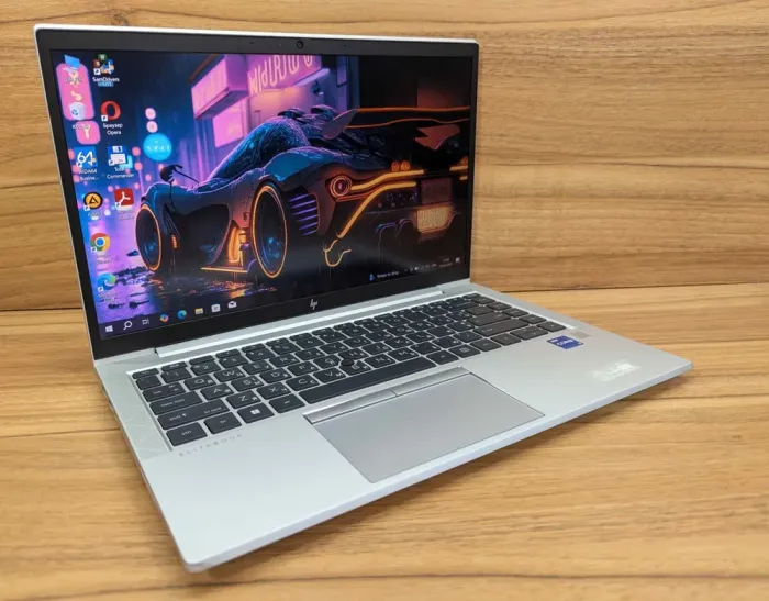 Ультрабук HP EliteBook 840 G8 / 14" (1920x1080) IPS / Intel Core i7-1185G7 (4 (8) ядра по 3.0 - 4.8 GHz) / 16 GB DDR4 / 512 GB SSD / Intel Iris Xe Graphics / WebCam / TouchID / Windows 10 б/в - зображення 4