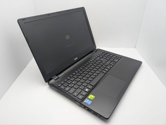 Ноутбук Acer Aspire E5-571G / 15.6" (1366x768) TN / Intel Core i3-4005U (2 (4) ядра по 1.7 GHz) / 6 GB DDR3 / 500 GB HDD / nVidia GeForce 820M, 1 GB GDDR3, 64-bit / WebCam / DVD-ROM б/в - зображення 6