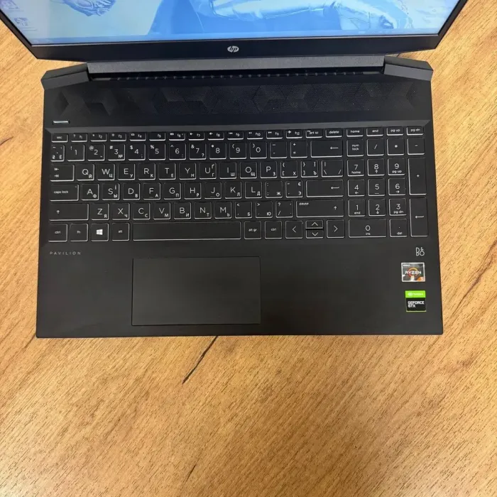 Ігровий ноутбук HP Pavilion 15-ec0000ua / 15.6" (1920x1080) TN / AMD Ryzen 5 3550H (4 (8) ядра по 2.1 - 3.7 GHz) / 8 GB DDR4 / 256 GB SSD / nVidia GeForce GTX 1050, 3 GB GDDR5, 96-bit / WebCam б/в - зображення 7
