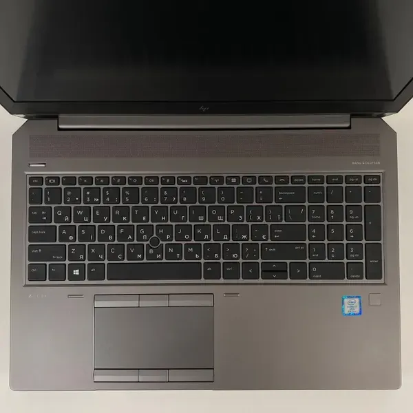Мобільна робоча станція HP zBook 15 G5 / 15.6" (3840x2160) IPS / Intel Core i7-8850H (6 (12) ядер по 2.6 - 4.3 GHz) / 32 GB DDR4 / 512 GB SSD / nVidia Quadro P2000, 4 GB GDDR5, 128-bit / WebCam / Fingerprint б/в - зображення 3