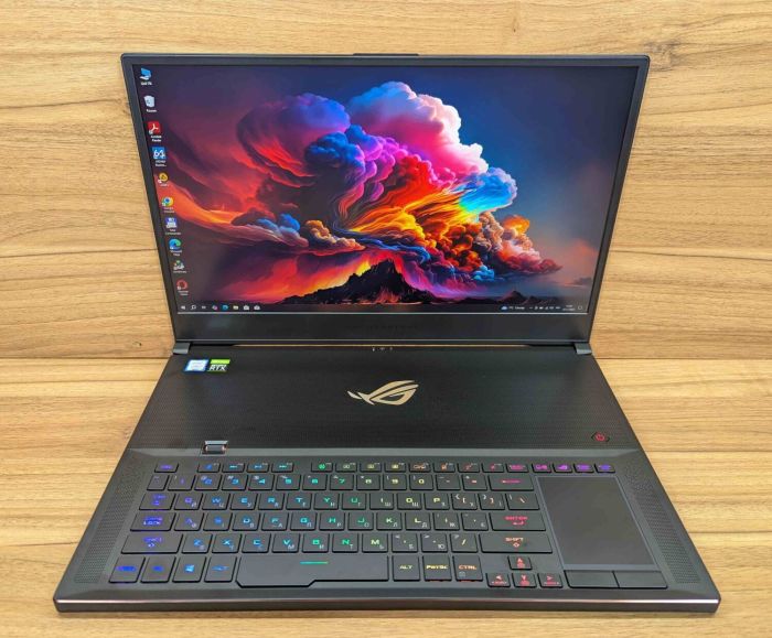 Ігровий ноутбук Asus ROG Zephyrus GX701G / 17,3" (1920x1080) IPS / Intel Core i7-9750H (6 (12) ядер по 2,6 - 4,5 ГГц) / 16 ГБ DDR4 / 1000 ГБ SSD / nVidia GeForce RTX 2070, 8 ГБ GDDR6, 256-біт / HDMI / Windows 10 б/в - зображення 2