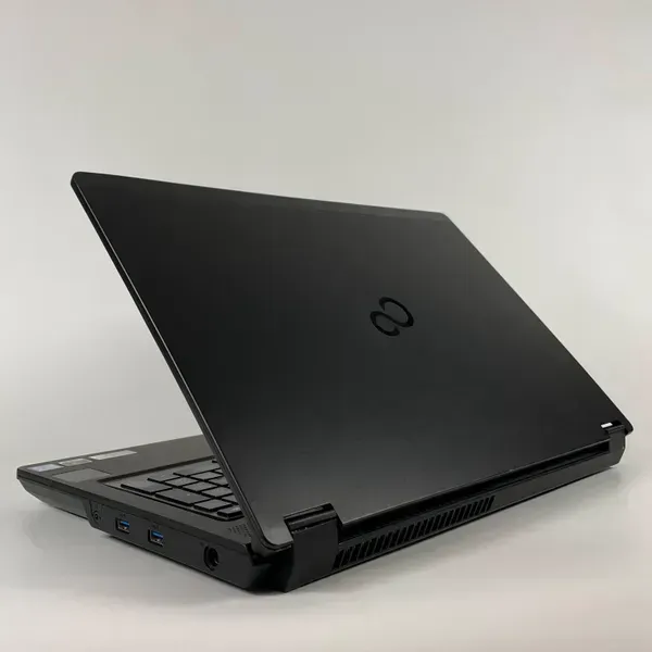 Мобільна робоча станція Б-клас Fujitsu Celsius H780 / 15.6" (1920x1080) IPS / Intel Core i7-8750H (6 (12) ядер по 2.2 - 4.1 GHz) / 16 GB DDR4 / 512 GB SSD / nVidia Quadro P600, 4 GB GDDR5, 128-bit / HDMI / VGA / WebCam б/в - зображення 8