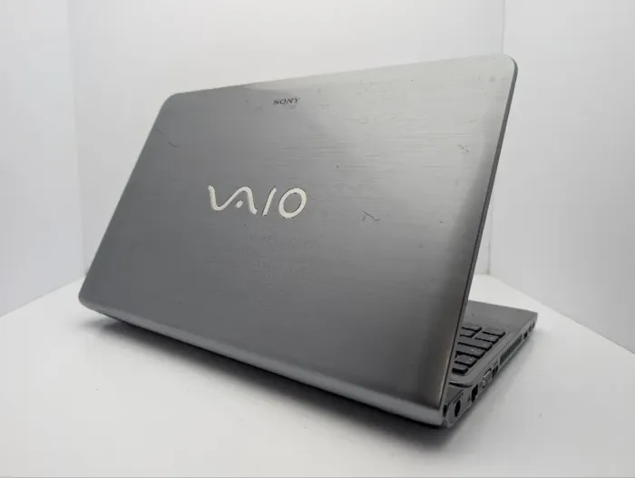 Ноутбук Sony VAIO SVE 151C / 15.6" (1366x768) TN / Intel Core i7-3612QM (4 (8) ядра по 2.1 - 3.1 GHz) / 8 GB DDR3 / 240 GB SSD / AMD Radeon HD 7550M, 1 GB GDDR3, 128-bit / WebCam / DVD-ROM б/в - зображення 8