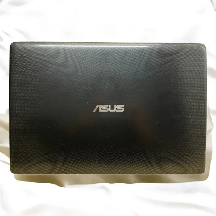 Ноутбук Asus X502C / 15.6" (1366x768) TN / Intel Core i3-3217U (2 (4) ядра по 1.8 GHz) / 4 GB DDR3 / 120 GB SSD / Intel HD Graphics 4000 / WebCam б/в - зображення 5