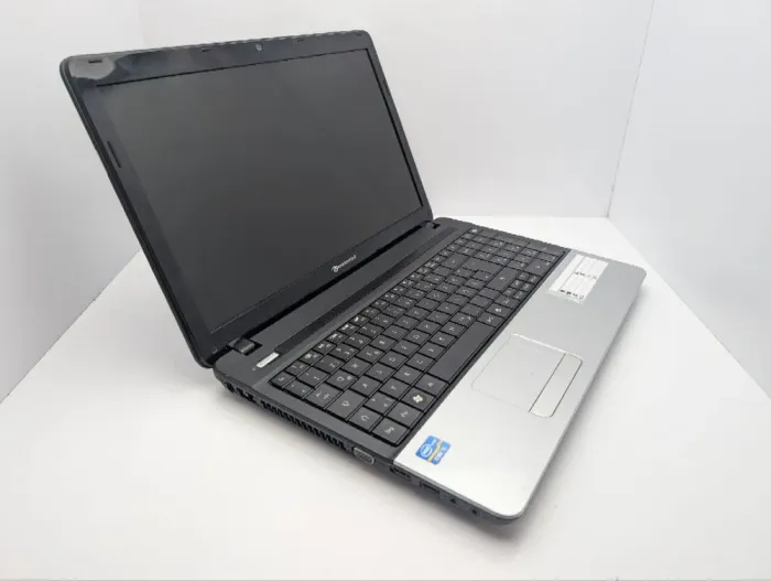 Ноутбук Packard Bell TE11HC / 15.6" (1366x768) TN / Intel Core i5-3210M (2 (4) ядра по 2.5 - 3.1 GHz) / 6 GB DDR3 / 320 GB HDD / Intel HD Graphics 4000 / WebCam / DVD-ROM б/в - зображення 6