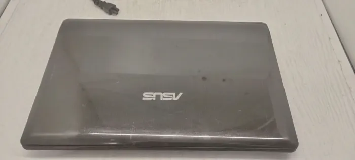 Ноутбук Б-клас Asus X52F / 15.6" (1366x768) TN / Intel Core i5-460M (2 (4) ядра по 2.53 - 2.8 GHz) / 4 GB DDR3 / 120 GB SSD / Intel HD Graphics / WebCam / DVD-ROM б/в - зображення 7