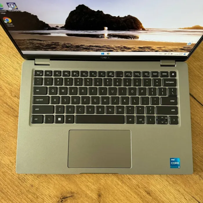 Ультрабук Б-клас Dell Latitude 5430 / 14" (1920x1080) IPS / Intel Core i5-1235U (10 (12) ядер по 1.3 - 4.4 GHz) / 8 GB DDR4 / 512 GB SSD NVMe / Intel Iris Xe Graphics / WebCam б/в - зображення 7