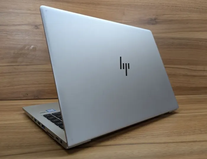 Ультрабук Б-клас HP EliteBook 840 G6 / 14" (1920x1080) IPS / Intel Core i5-8265U (4 (8) ядра по 1.6 - 3.9 GHz) / 8 GB DDR4 / 512 GB SSD / Intel UHD Graphics 620 / WebCam / TouchID / Windows 10 б/в - зображення 8