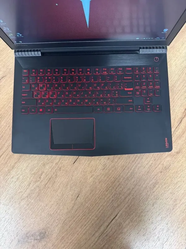 Ігровий ноутбук Б-клас Lenovo Legion Y520-15IKBN / 15.6" (1920x1080) IPS / Intel Core i5-7300HQ (4 ядра по 2.5 - 3.5 GHz) / 8 GB DDR4 / 500 GB SSD / nVidia GeForce GTX 1050, 4 GB GDDR5, 128-bit / WebCam б/в - зображення 6