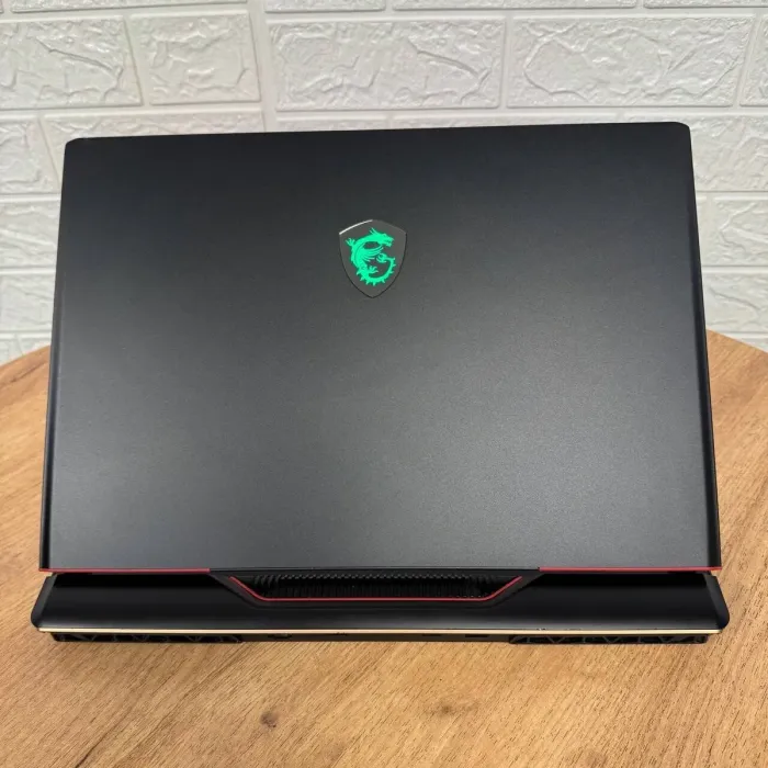 Ігровий ноутбук Б-клас MSI Raider GE78 HX 13VG / 17" (2560x1600) IPS / Intel Core i7-13700HX (16 (24) ядер по 3.7 - 5.0 GHz) / 16 GB DDR5 / 1000 GB SSD NVMe / nVidia GeForce RTX 4070, 8 GB GDDR6, 128-bit / WebCam б/в - зображення 3