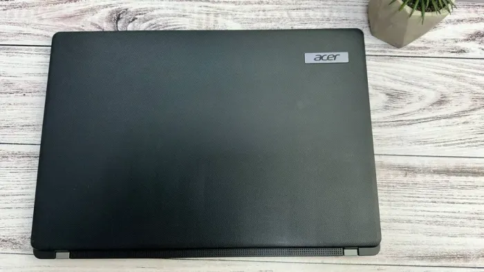 Ультрабук Acer TravelMate P215-41-G2 / 15.6" (1920x1080) IPS / AMD Ryzen 5 Pro 5650U (6 (12) ядер 2.3 - 4.2 GHz) / 8 GB DDR4 / 256 GB SSD / AMD Radeon RX Vega 7 Graphics / WebCam б/в - зображення 6