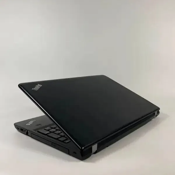 Ноутбук Б-клас Lenovo ThinkPad E570 / 15.6'' (1920x1080) IPS / Intel Core i7-6500U (2 (4) ядра по 2.5 - 3.1 GHz) / 16 GB DDR4 / 480 GB SSD / nVidia GeForce 940MX, 2 GB GDDR5, 64-bit / WebCam / Fingerprint б/в - зображення 7