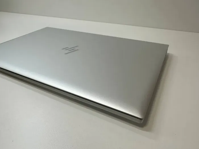 Ультрабук HP EliteBook 850 G7 / 15.6" (1920x1080) IPS / Intel Core i5-10310U (4 (8) ядра по 1.7 - 4.4 GHz) / 16 GB DDR4 / 256 GB SSD / Intel UHD Graphics / WebCam / TouchID б/в - зображення 4