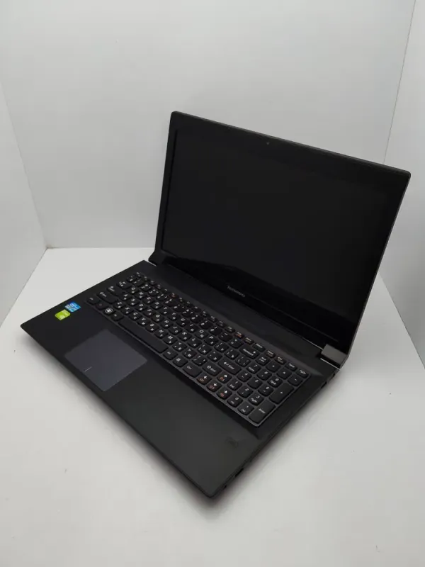 Ноутбук Lenovo V580 / 15.6" (1366x768) TN / Intel Core i5-2540M (2 (4) ядра по 2.6 - 3.3 GHz) / 6 GB DDR3 / 750 GB HDD / nVidia GeForce GT 640, 2 GB DDR3, 64-bit / WebCam б/в - зображення 4