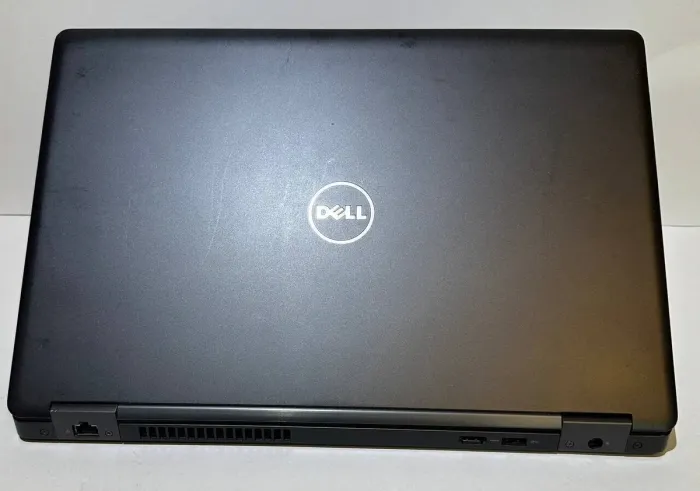 Мобільна робоча станція Dell Precision 3520 / 15,6" (1920x1080) IPS / Intel Core i7-7820HQ (4 (8) ядра по 2,9 - 3,9 ГГц) / 16 ГБ DDR4 / 256 ГБ SSD / nVidia Quadro M620, 2 ГБ GDDR5, 128-біт / WebCam / HDMI б/в - изображение 8