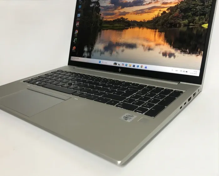Ігровий ультрабук Б-класу HP EliteBook 850 G7 / 15,6" (1920x1080) IPS / Intel Core i7-10610U (4 (8) ядра по 1,8 - 4,9 ГГц) / 16 ГБ DDR4 / 256 ГБ SSD NVMe / nVidia GeForce MX250, 2 ГБ GDDR5, 64-біт / WebCam / Win 11 Pro б/в - зображення 9