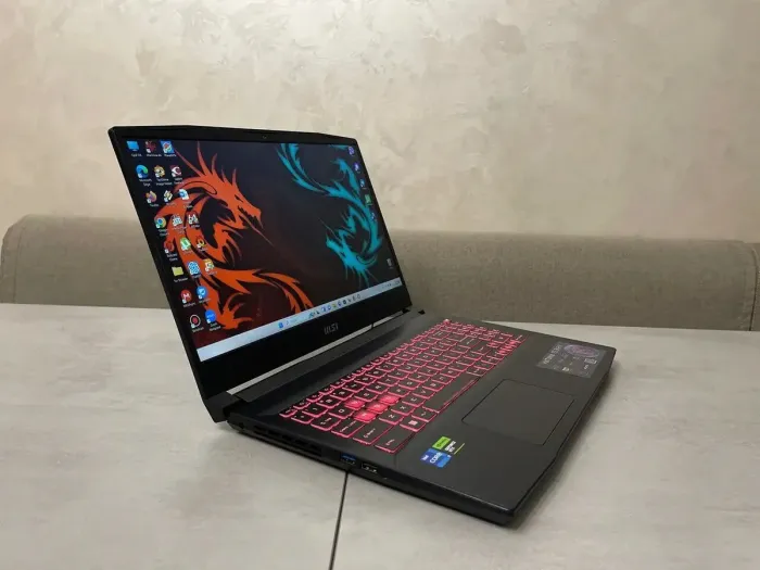 Ігровий ноутбук MSI Katana 15 B12VFK-237CA / 15.6" (1920x1080) IPS / Intel Core i7-12650H (10 (16) ядер по 2.3 - 4.7 GHz) / 16 GB DDR5 / 1000 GB SSD M.2 / nVidia GeForce RTX 4060, 8 GB GDDR6, 128-bit / WebCam / HDMI б/в - зображення 5