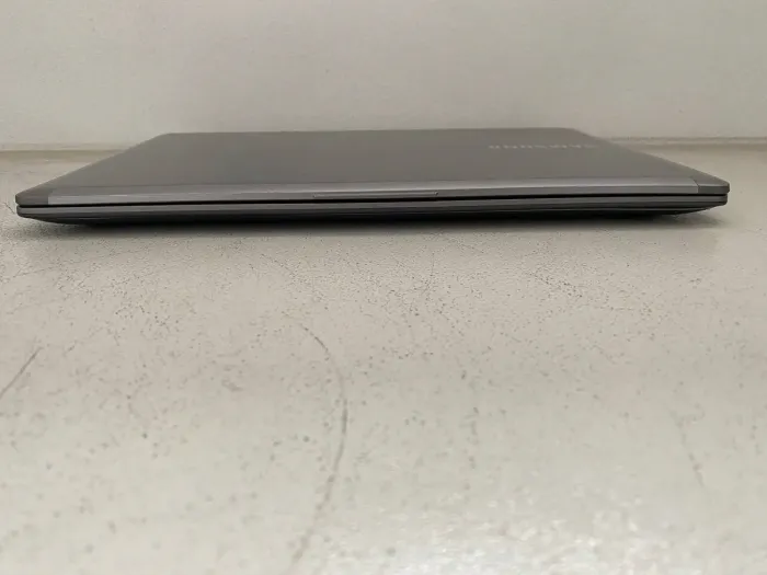 Ноутбук Б-клас Samsung NP740U3E / 13.3" (1920x1080) TN Touch / Intel Core i5-3337U (2 (4) ядра по 1.8 - 2.7 GHz) / 8 GB DDR3 / 128 GB SSD / Intel HD Graphics 4000 / WebCam / HDMI б/в - зображення 7