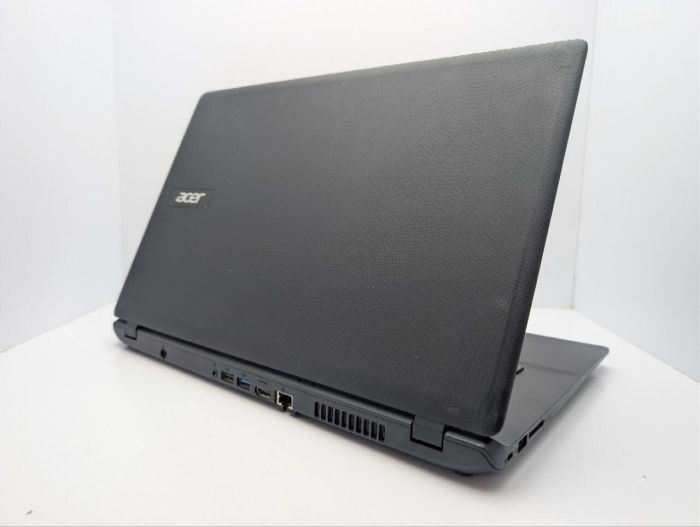 Ноутбук Acer Aspire ES1-521 / 15.6" (1366x768) TN / AMD E2-6110 (4 ядра по 1.5 GHz) / 8 GB DDR3 / 128 GB SSD / AMD Radeon R2 Graphics / WebCam / DVD-ROM б/в - зображення 8