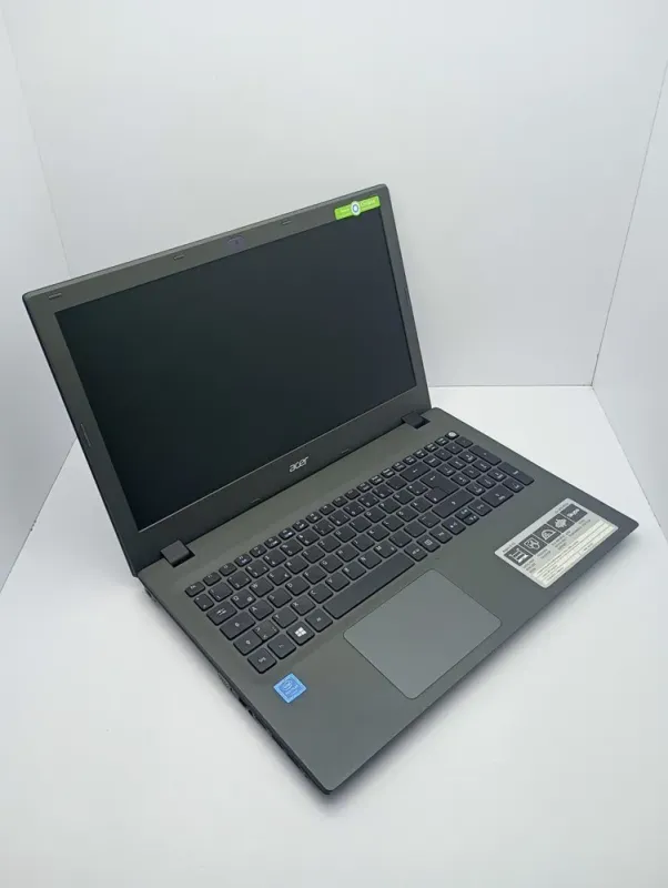 Ноутбук Acer E5-573 / 15.6" (1366x768) TN / Intel Pentium 3556U (2 ядра по 1.7 GHz) / 8 GB DDR3 / 1000 GB HDD / Intel HD Graphics / WebCam б/в - зображення 5