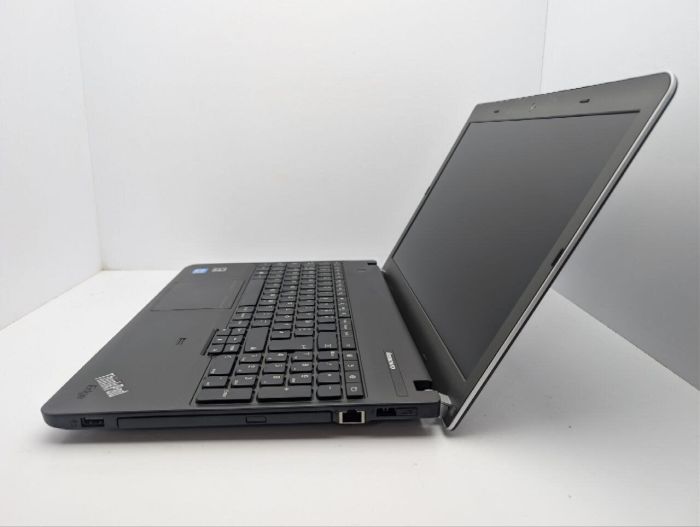Ноутбук Lenovo ThinkPad E531 / 15.6'' (1366x768) TN / Intel Core i3-3120M (2 (4) ядра по 2.5 GHz) / 6 GB DDR3 / 1000 GB HDD / Intel HD Graphics 4000 / WebCam / DVD-ROM б/в - зображення 5