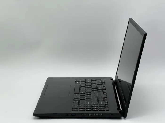 Ігровий ноутбук Acer Nitro V15 ANV15-51 / 15.6" (1920x1080) IPS / Intel Core i5-13420H (8 (12) ядер по 3.4 - 4.6 GHz) / 16 GB DDR5 / 480 GB SSD / nVidia GeForce RTX 2050, 4 GB GDDR6, 64-bit / WebCam б/в - зображення 4