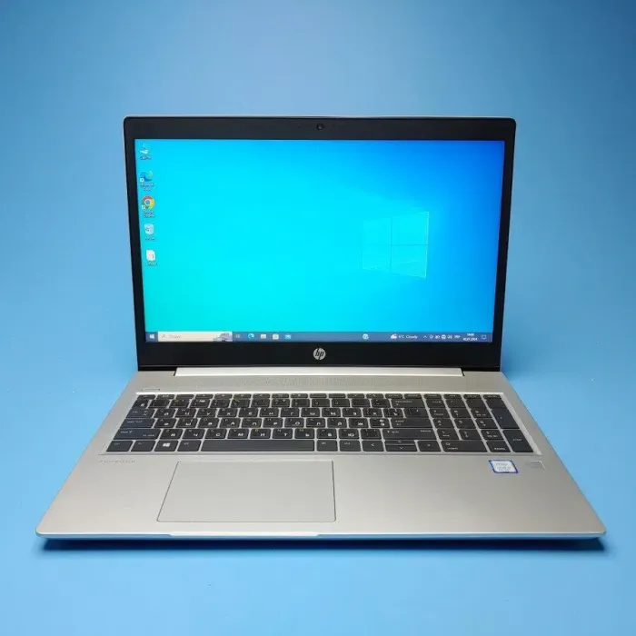 Ноутбук HP ProBook 450 G6 / 15.6" (1366x768) TN / Intel Core i3-8145U (2 (4) ядра по 2.1 - 3.9 GHz) / 8 GB DDR4 / 240 GB SSD / Intel UHD Graphics / WebCam / Win 10 Pro б/в - зображення 2