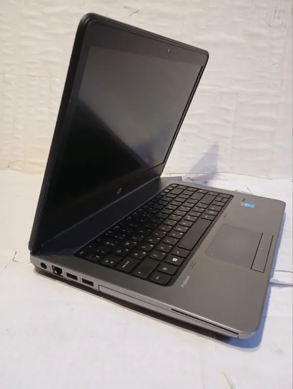 Ноутбук Б-клас HP ProBook 640 G1 / 14" (1600x900) TN / Intel Core i5-4300M (2 (4) ядра по 2.6 - 3.3 GHz) / 8 GB DDR3 / 500 GB HDD / Intel HD Graphic 4600 / WebCam б/в - зображення 4