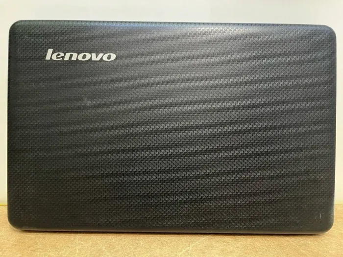 Ноутбук Б-клас Lenovo G550 / 15.6" (1366x768) TN / Intel Pentium T4500 (2 ядра по 2.3 GHz) / 4 GB DDR3 / 120 GB SSD / Intel GMA Graphics 4500M / WebCam б/в - зображення 7