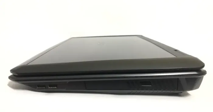 Ігровий ноутбук MSI GT70 2OC / 17.3" (1920x1080) TN / Intel Core i7-4700MQ (4 (8) ядра по 2.4 - 3.4 GHz) / 32 GB DDR4 / 256 GB SSD + 1000 GB HDD / nVidia GeForce GTX 770M, 3 GB GDDR5, 192-bit / WebCam / DVD-ROM б/в - зображення 5