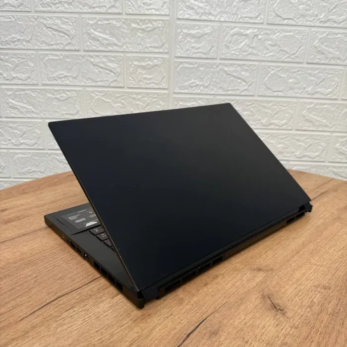 Ігровий ноутбук Б-клас MSI GS66 Stealth 11UH / 15.6" (1920x1080) IPS / Intel Core i9-11900H (8 (16) ядер по 2.1 - 4.9 GHz) / 16 GB DDR4 / 512 GB SSD / nVidia GeForce RTX 3080, 16 GB GDDR6, 256-bit / WebCam б/в - зображення 6