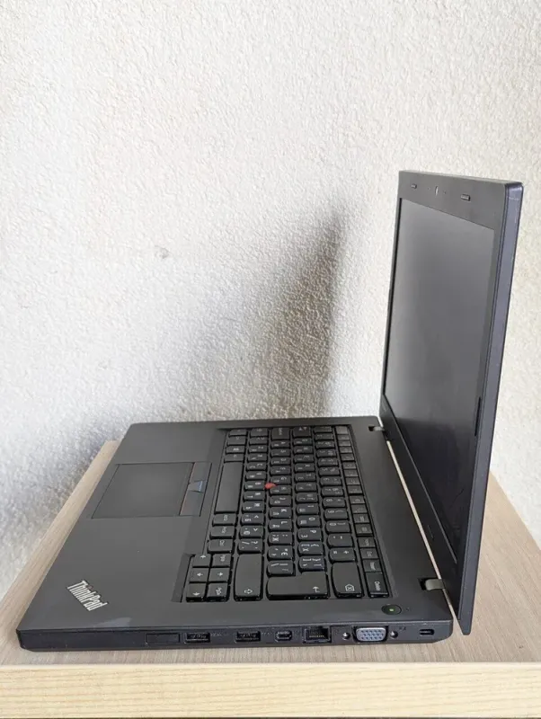 Ноутбук Б-клас Lenovo ThinkPad L450 / 14" (1366x768) TN / Intel Core i3-5005U (2 (4) ядра по 2.0 GHz) / 8 GB DDR3 / 128 GB SSD / Intel HD Graphics 5500 / WebCam б/в - зображення 7
