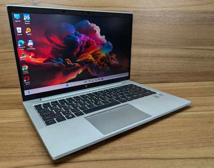 Ультрабук HP EliteBook 840 G7 / 14" (1920x1080) IPS / Intel Core i5-10310U (4 (8) ядра по 1.7 - 4.4 GHz) / 16 GB DDR4 / 480 GB SSD / Intel UHD Graphics / WebCam / TouchID / Windows 10 б/в - зображення 4