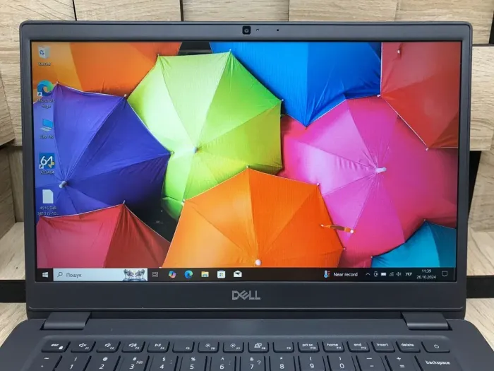 Ультрабук Б-клас Dell Latitude 3410 / 14" (1920x1080) IPS / Intel Core i5-10210U (4 (8) ядра по 1.6 - 4.2 GHz) / 8 GB DDR4 / 256 GB SSD M.2 / nVidia GeForce MX230, 2 GB GDDR5, 64-bit / WebCam / Windows 10 б/в - зображення 3
