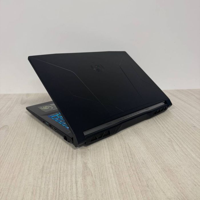 Ігровий ноутбук Б-класу MSI Bravo 15 C7VFK / 15.6" (1920x1080) IPS / AMD Ryzen 7 7735HS (8 (16) ядер по 3.2 - 4.75 GHz) / 16 GB DDR5 / 512 GB SSD NVMe / nVidia GeForce RTX 4060, 8 GB GDDR6, 128-bit / WebCam б/в - изображение 7