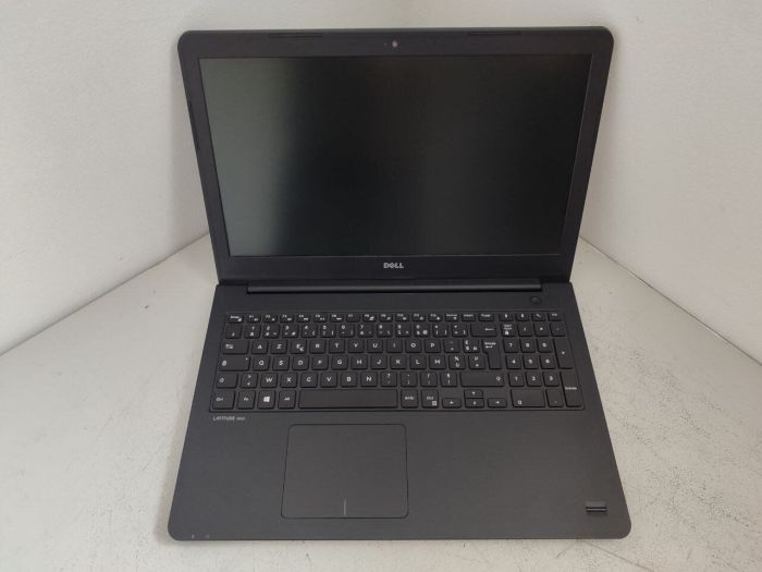 Ноутбук Dell Latitude 3550 / 15.6" (1366x768) TN / Intel Core i3-4005U (2 (4) ядра по 1.7 GHz) / 8 GB DDR3 / 128 GB SSD / Intel HD Graphics 4400 / WebCam б/в - зображення 2