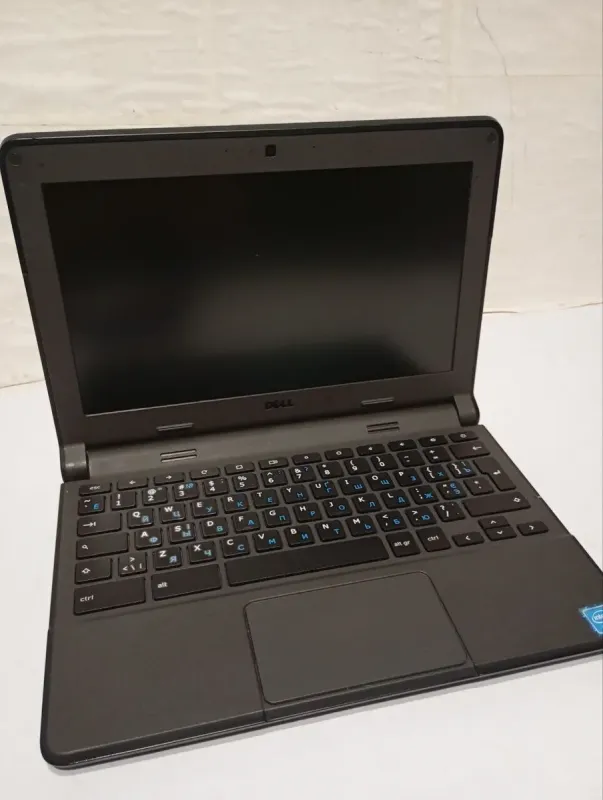 Нетбук Б-клас Dell Chromebook 3120 / 11.6" (1366x768) TN / Intel Celeron N2840 (2 ядра по 2.2 - 2.58 GHz) / 4 GB DDR3 / 16 GB SSD / Intel HD Graphics / WebCam б/в - зображення 3