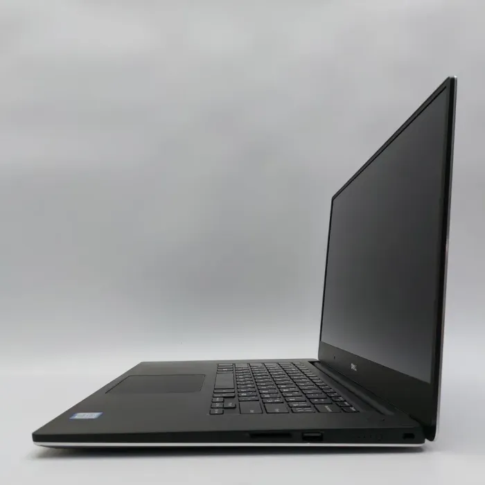 Мобільна робоча станція Dell Precision 5510 / 15,6" (1920x1080) IPS / Intel Core i5-6440HQ (4 ядра по 2,6 - 3,5 ГГц) / 16 ГБ DDR4 / 256 ГБ SSD / nVidia Quadro M1000M, 2 ГБ GDDR5, 128-біт / WebCam б/в - зображення 5