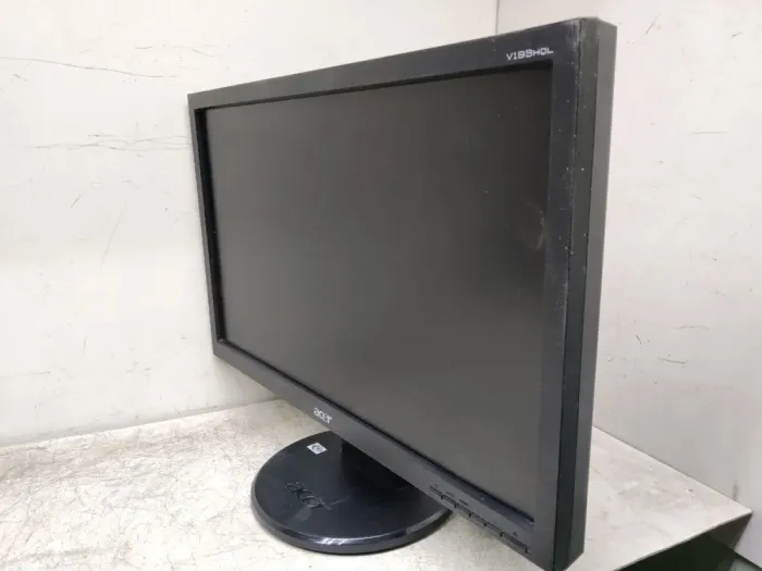 Монітор Б-клас Acer V193HQL/19" (1366x768) TN/VGA + кабелі в комплекті б/в - зображення 4