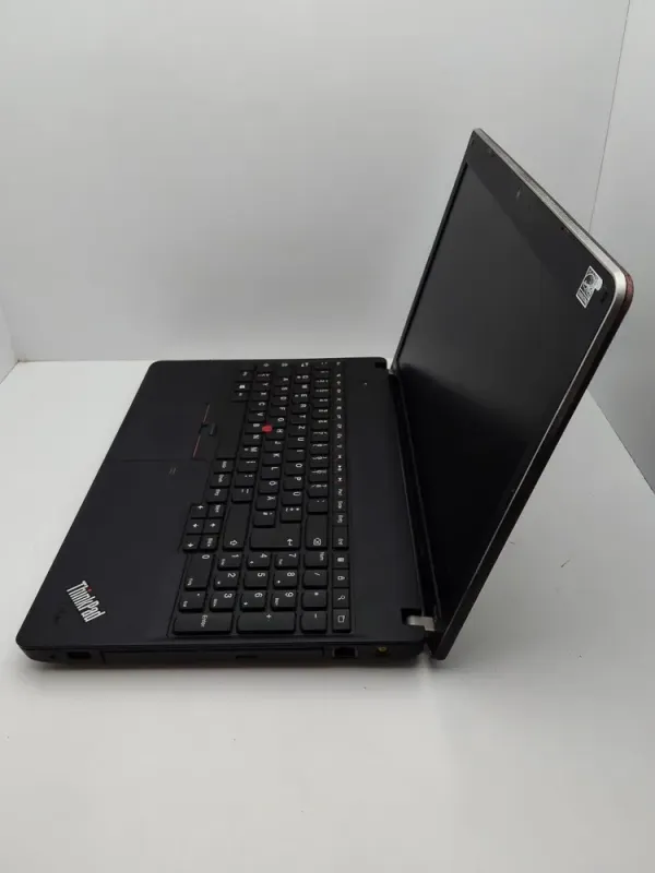 Ноутбук Lenovo E530 / 15.6" (1366x768) TN / Intel Core i5-3210M (2 (4) ядра по 2.5 - 3.1 GHz) / 16 GB DDR3 / 1000 GB HDD / nVidia GeForce GT 635M, 2 GB DDR3, 128-bit / WebCam б/в - зображення 6
