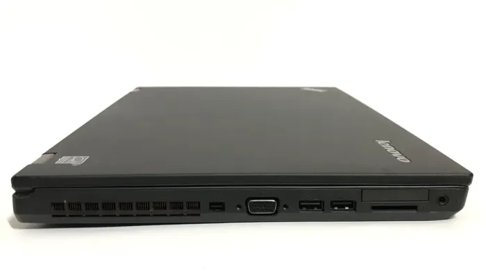 Ноутбук Lenovo ThinkPad T540p / 15.6" (2880x1620) IPS / Intel Core i7-4700QM (4 (8) ядра по 2.4 - 3.4 GHz) / 16 GB DDR3 / 256 GB SSD / nVidia GeForce GT 730M, 1 GB DDR3, 64-bit / WebCam б/в - зображення 4