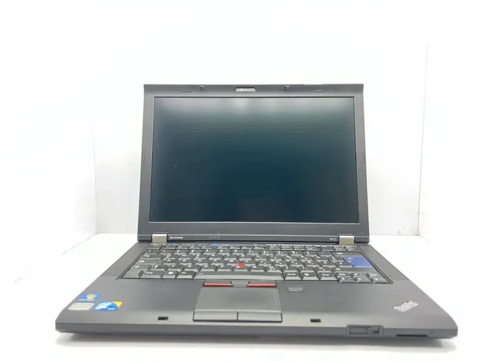 Ноутбук Lenovo ThinkPad T410 / 14" (1440x900) TN / Intel Core i5-520M (2 (4) ядра по 2.4 - 2.93 GHz) / 4 GB DDR3 / 240 GB SSD / Intel HD Graphics / WebCam б/в - зображення 2