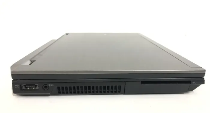 Ноутбук Dell Latitude E4310 / 13.3" (1366x768) TN / Intel Core i5-520M (2 (4) ядра по 2.4 - 2.93 GHz) / 4 GB DDR3 / 250 GB HDD / Intel HD Graphics / DVD-ROM б/в - зображення 4