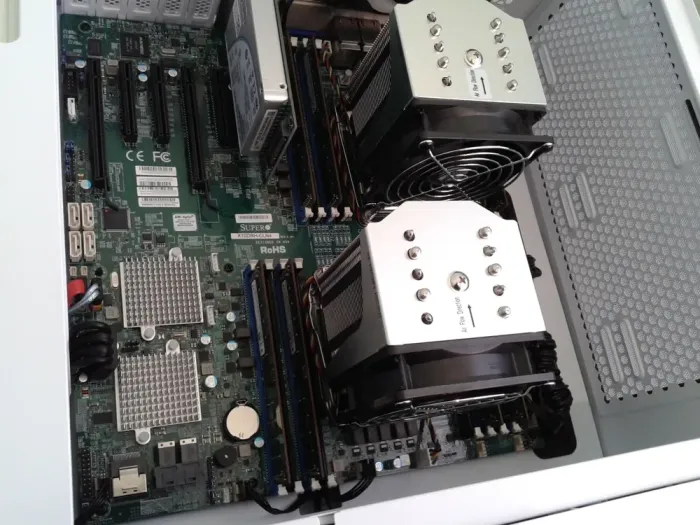 Сервер Vinga Midi Tower / 2x Intel Xeon E5-2680 v4 (14 (28) ядер по 2.4 - 3.3 GHz) / 1600 GB SSD NEW+4000 GB SAS / 256 GB DDR4 / 1000W Gold б/в - зображення 20